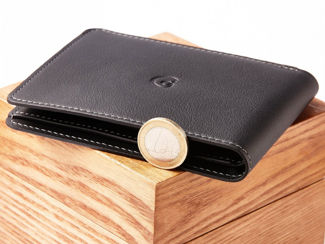 Pánská kožená peněženka s kapsou na mince černá