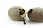 Cocoon ručně plstěný vlněný pelíšek pro kočky - světle hnědá