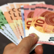 Štát navrhuje zvýšiť minimálnu mzdu na 520 eur, odborári chcú viac