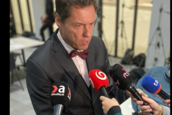 Bez politikov to nepôjde