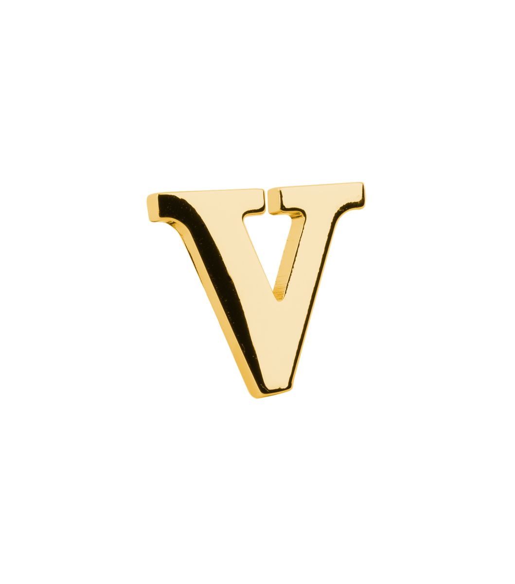 Golden letter V lapel pin brooch | bubibubi.store display picture 3