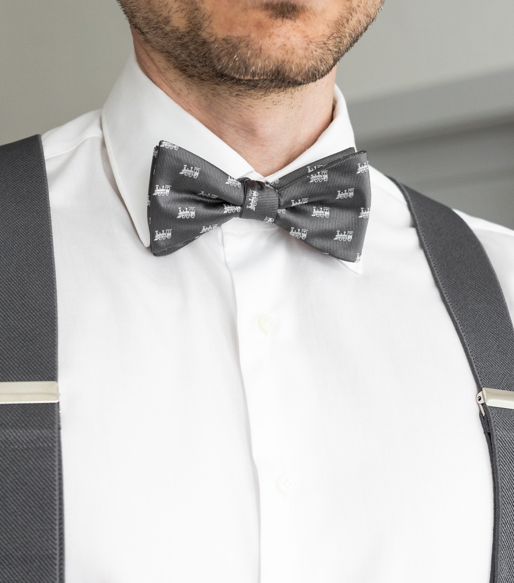 Grey locomotive necktie, bow tie and suspenders set | bubibubi.eu