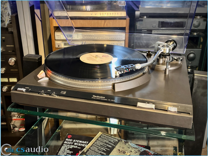 TECHNICS SL-3210 