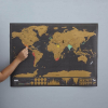 A világ letörlő térképe DELUXE fekete 82 x 59 cm