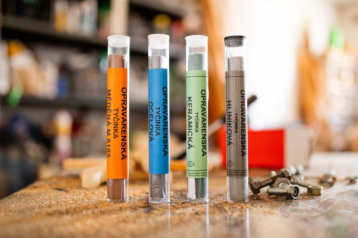 Tmely, silikóny a lepidlá