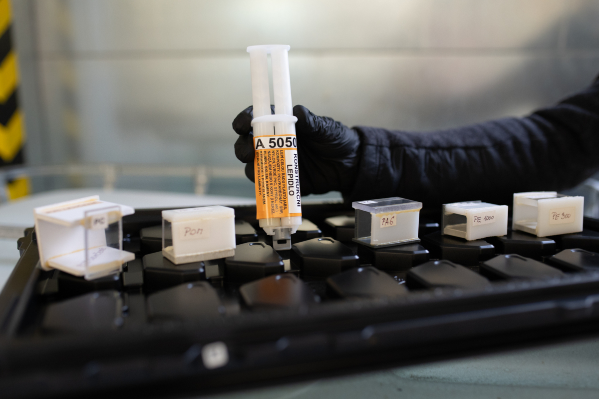 A 5050 - Molekulární lepidlo na plasty a kompozity 25 ml