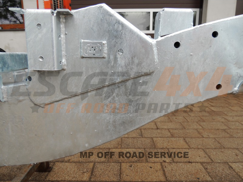 Performance Land Rover Defender Frame Frame Land Rover Defender 110 (99-06) TD5 | Escape4x4.eu