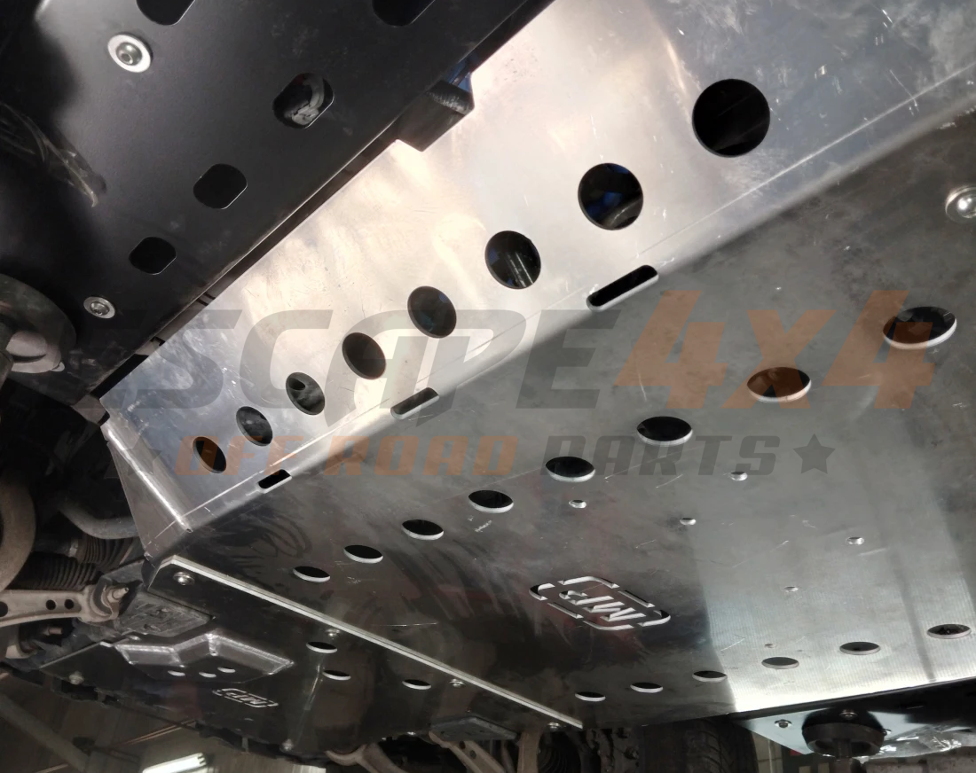 Assembly of aluminium underbody covers MP4x4 Land Rover Defender 110 ...
