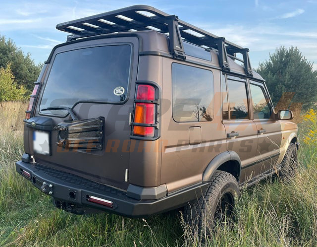 Rear bumper Hyena Land Rover Discovery II (98-04) | Escape4x4.eu