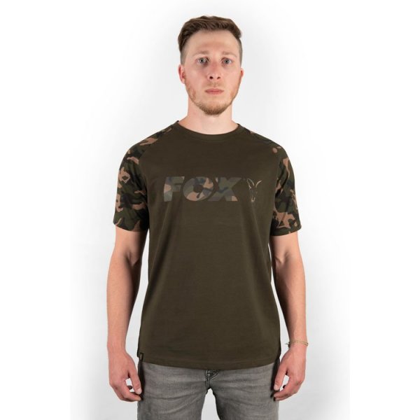 FOX - Tričko Chest Print T-shirt Khaki/Camo Velikost M 