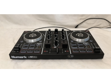Numark PartyMix DJ Controller 