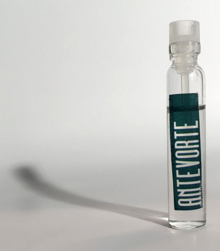 Prírodný parfém s antevorte 2 ml