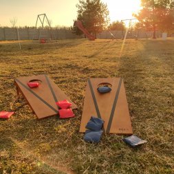 Cornhole mini - společenská hra