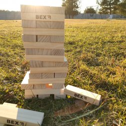 Zahradní dřevěná věž Jenga