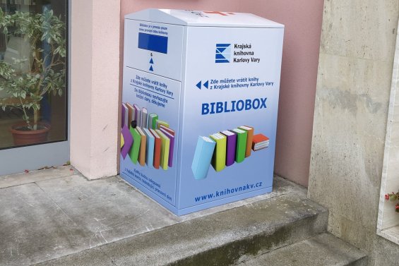 Čtenáři krajské knihovny mohou využívat nový Bibliobox