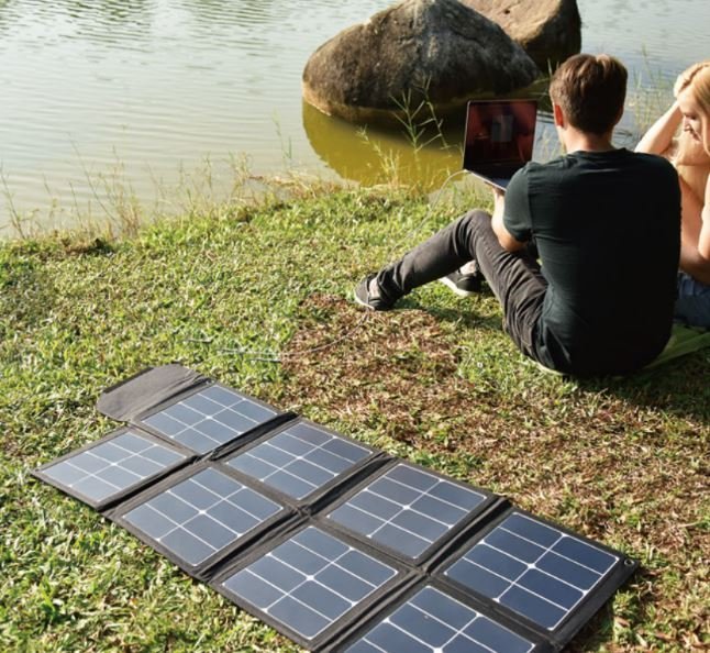 Skládací solární panel 100W