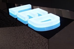 3D zadně podsvícené písmo (backlight)
