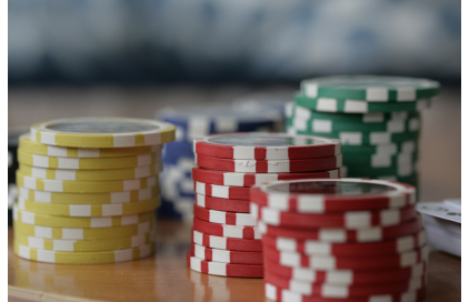 Ako si vybrať sadu na poker?