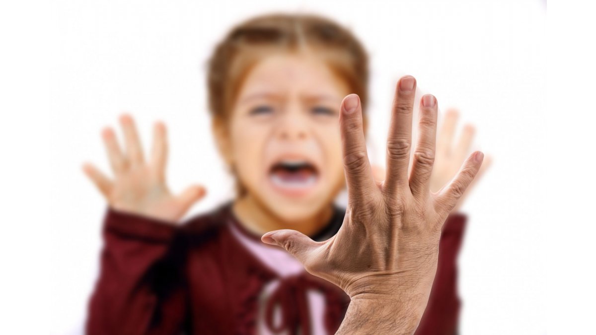 3 einfache Tipps, wie Sie Ihr Kindermädchen kontrollieren können