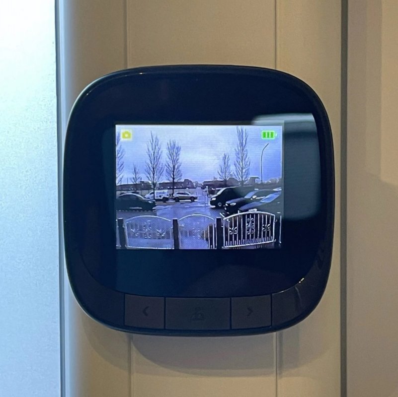 Digitální dveřní kukátko Secutek SSF-DD35 - 2,4" LCD