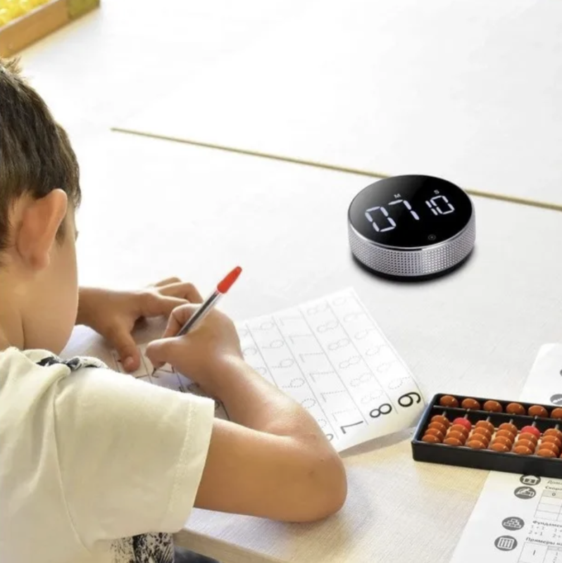 Timer Digitale Da Cucina Magnetico Con Display LED – 2 Modalità, Volume Regolabile, Per Cottura, Sport, Studio