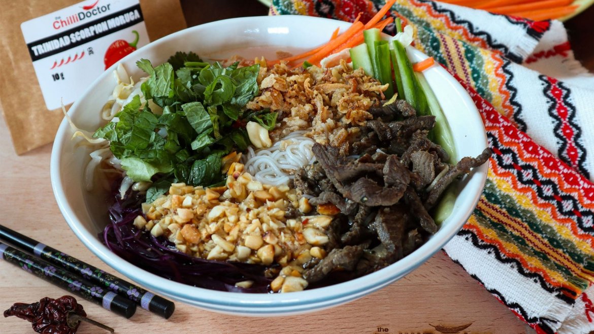Bún bò Nam Bô