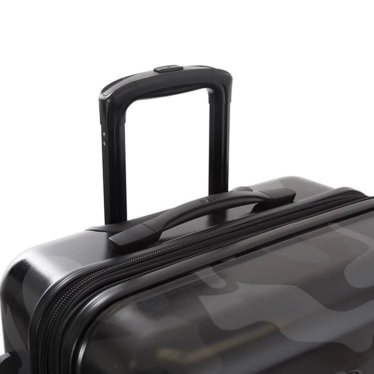 Heys Black Camo L cestovní kufr TSA 76 cm 132 l